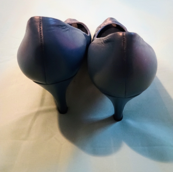 💙 EUC Vintage Made In Italy Kitten Heels 8.5M Party Date Interview Wedding Grad - Picture 3 of 4